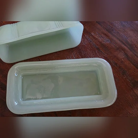 Elegant Jadite Butter Dish - Picture 2 of 4